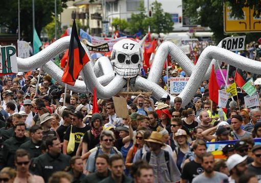 &quot;Chi protesta contro il G7 di Venaria vuole denunciare la lotta allo sfruttamento e alla precarizzazione del lavoro&quot;