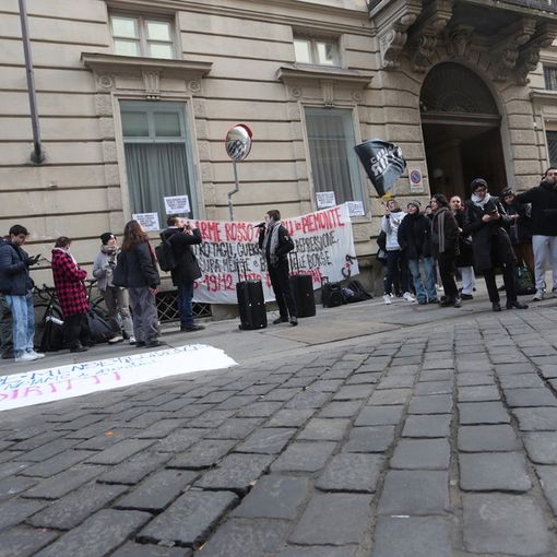 Critica AVS: &quot;Si lede il diritto allo studio&quot;