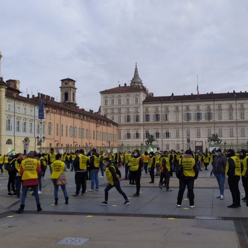 AS.TRO e SAPAR denunciano:"Norma ha fatto riemergere circuito illegale" (foto di manifestazioni precedenti) AS.TRO e SAPAR denunciano:"Norma ha fatto riemergere circuito illegale" (foto di manifestazioni precedenti)