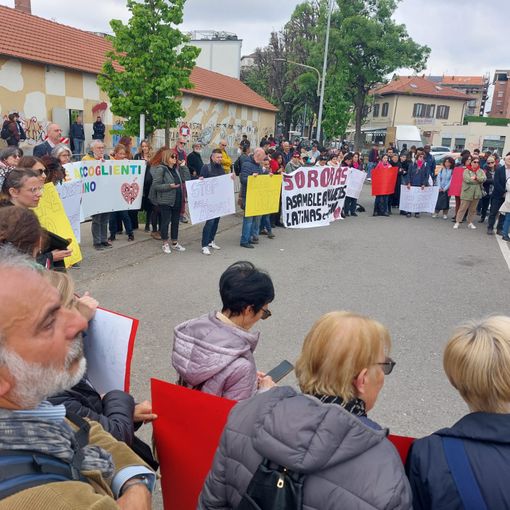 protesta Ufficio Immigrazione