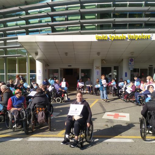 protesta disabili pro unità spinale