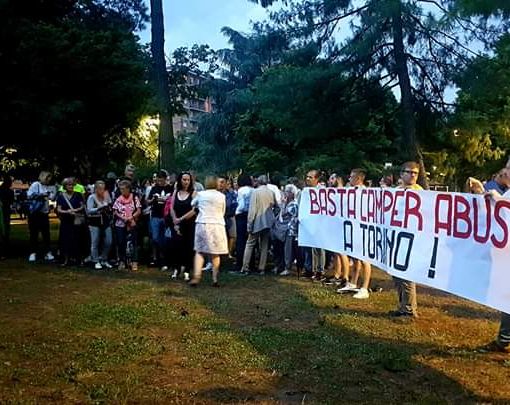 Ordinanza di sgombero per i nomadi di corso Cosenza: divieto di stazionamento camper fino a dicembre