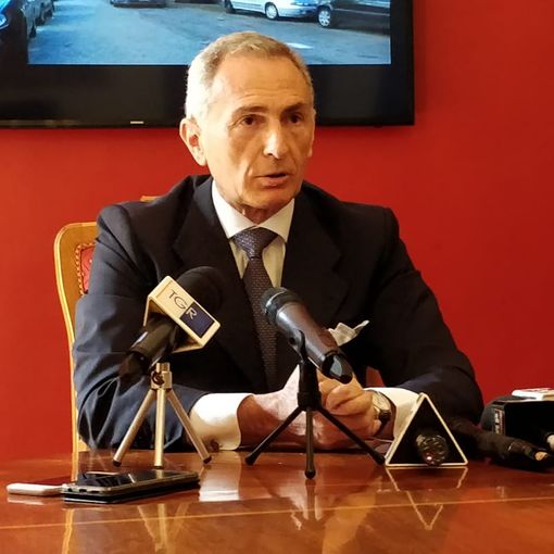 Incendio alla Cavallerizza, pugno duro del questore: &quot;C'è un problema di ordine pubblico che ora intendiamo risolvere&quot;