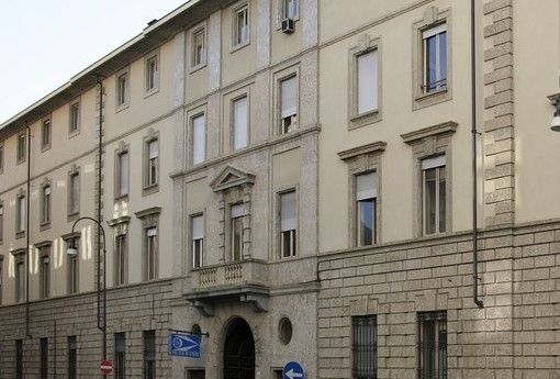 Dramma in Questura a Torino: poliziotto si toglie la vita con la pistola d'ordinanza