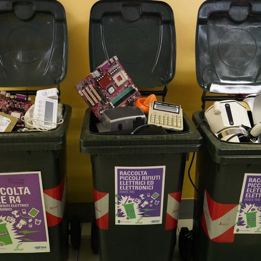 Al via la nuova raccolta differenziata con Ecoisole smart in zona Spine