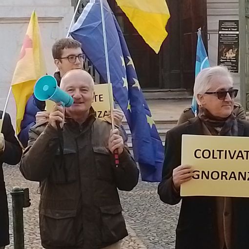 Carne sintetica, i Radicali contestano Coldiretti Torino: &quot;Ancora una volta tolgono la libertà di scelta e fanno danno all'economia&quot; [VIDEO]