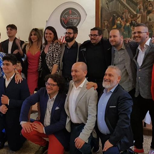 foto di gruppo radio vida