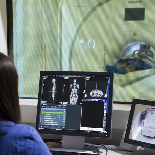 La &quot;scatola magica&quot; contro il cancro: presentazione al Circolo dei Lettori
