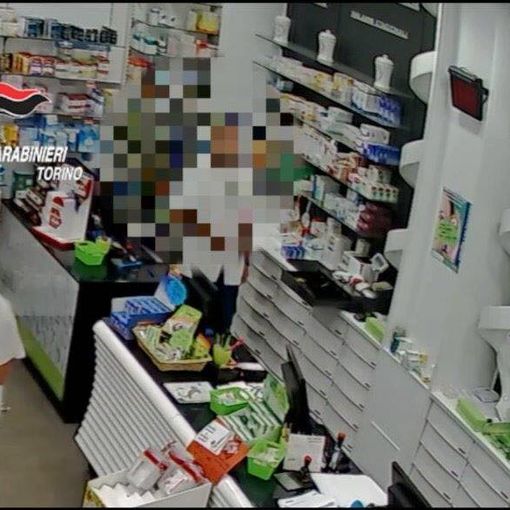 Torino, rapina davanti alle telecamere: tradito dal tatuaggio a forma di aquila
