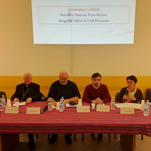 Rapporto migranti, Nosiglia: &quot;Sbarchi molto diminuiti, ma è il linguaggio usato che crea timori e diffidenza&quot;