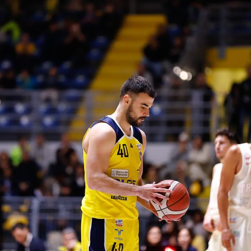 Basket. altro k.o. per la Reale Mutua: Trieste avanti 2-0 nella serie