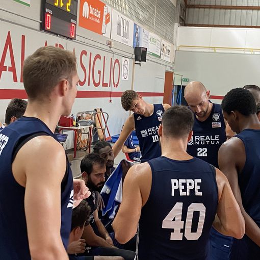 Partita di basket Reale Mutua