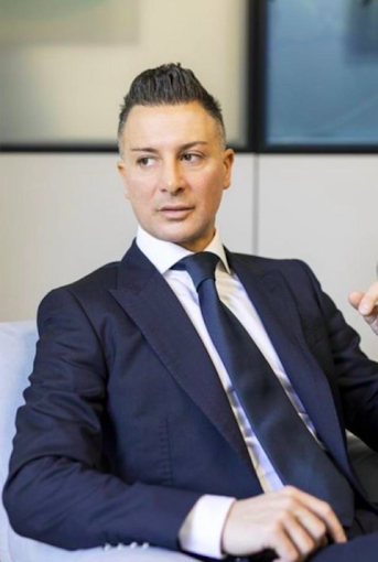 La Clas di Renato Bersano dona un respiratore per la terapia intensiva all'ospedale di Sanremo