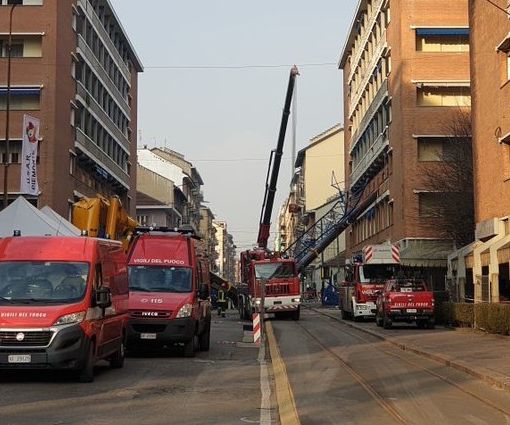 rimozione gru in via Genova