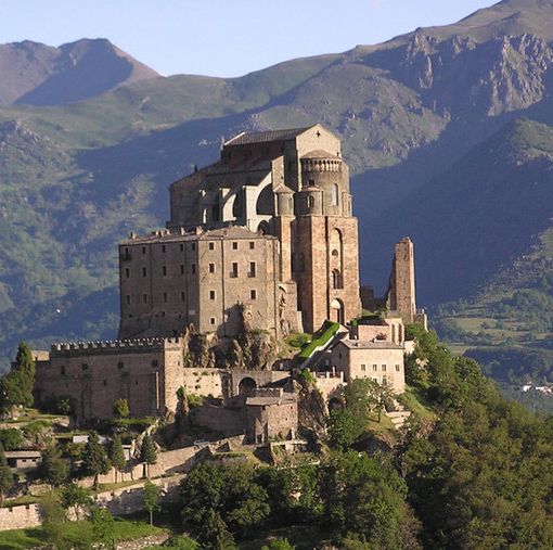 La Sacra di San Michele fa un appello per essere votata come “luogo del Cuore”