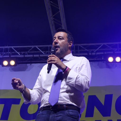 Salvini: &quot;Domani chiamo Berlusconi, evitiamo che i grillini facciano all'Italia quello che stanno facendo a Torino&quot; (VIDEO)