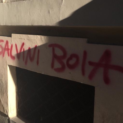 Minacce di morte a Salvini sui muri del centro di Torino. Ricca (Lega): &quot;Non ci spaventiamo&quot;