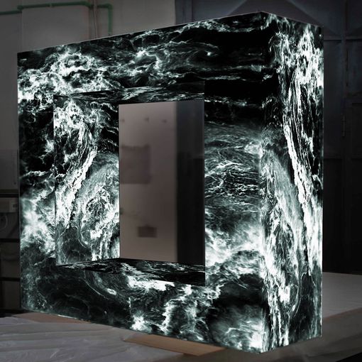 L'arte si fa design per celebrare l'acqua allo showroom Operart