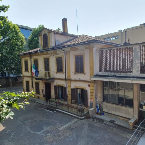 Principe Vittorio Emanuele, il disperato appello di insegnanti e genitori ad Appendino: “Non venda la scuoletta”