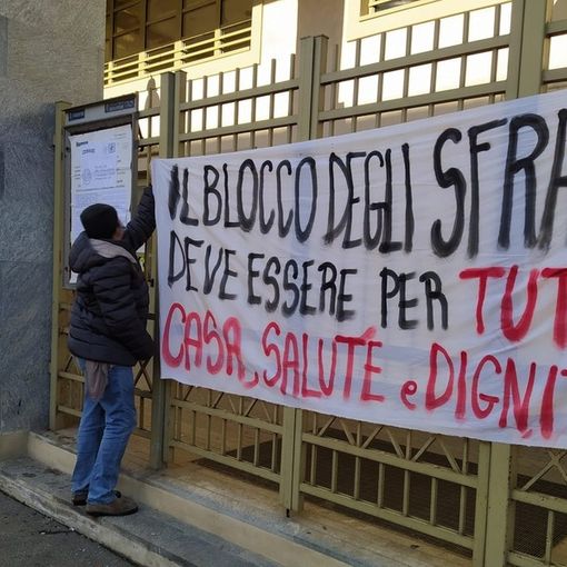 Striscione contro gli sfratti