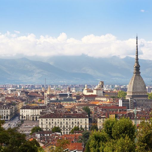Torino, all'asta immobili comunali per 1 milione e mezzo di euro