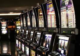 Slot, Astro invia all'Agenzia delle Entrate le perizie sui comuni di Torino e Chieri
