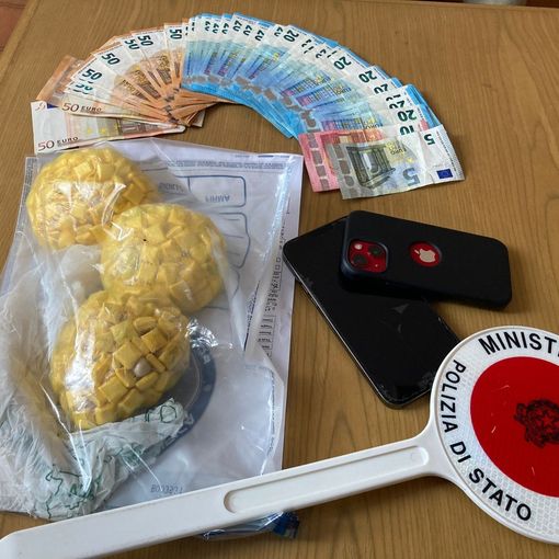 soldi e droga sequestrati