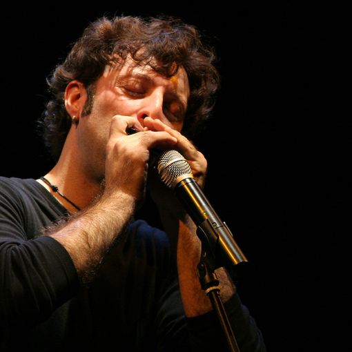 Ciao Luigi, ciao: un recital per gli 80 anni di Tenco, tra musica e malinconia
