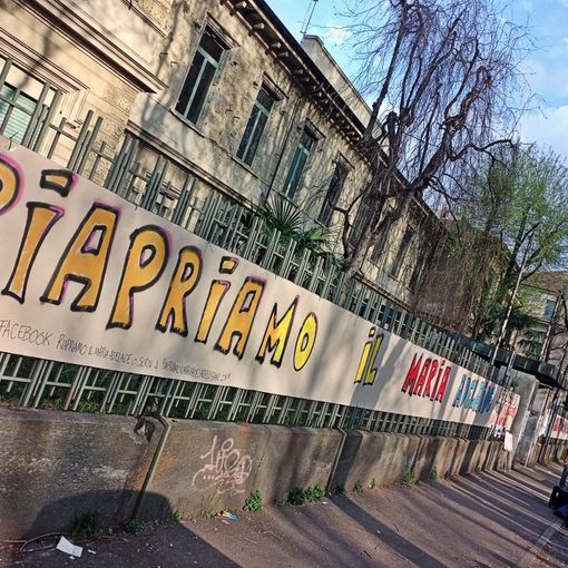 Striscioni per il Maria Adelaide