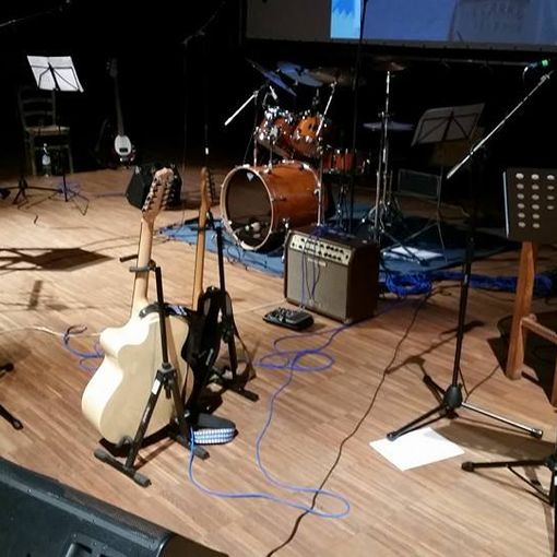 strumenti sul palco