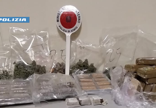 Nove kg di droga e una pistola sequestrati dalla polizia: arrestati due giovani