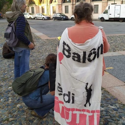 Borgo Dora militarizzata contro il &quot;libero scambio&quot;