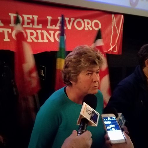 Susanna Camusso a Torino: &quot;Tutti dicono che va bene, ma la crisi continua a non lasciarci. Dov'è tutta questa crescita?&quot;