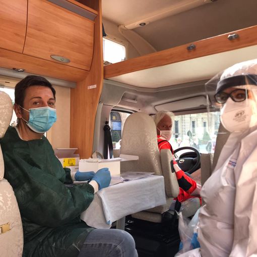 Quando fare il tampone e quando il test rapido: i suggerimenti dell'Ordine dei Medici di Torino