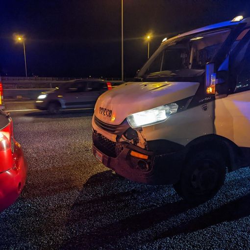 Tamponamento tra tre auto in tangenziale all'altezza di corso Regina: il traffico è bloccato