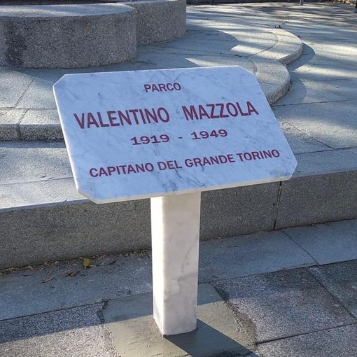 targa commemorativa di Valentino Mazzola