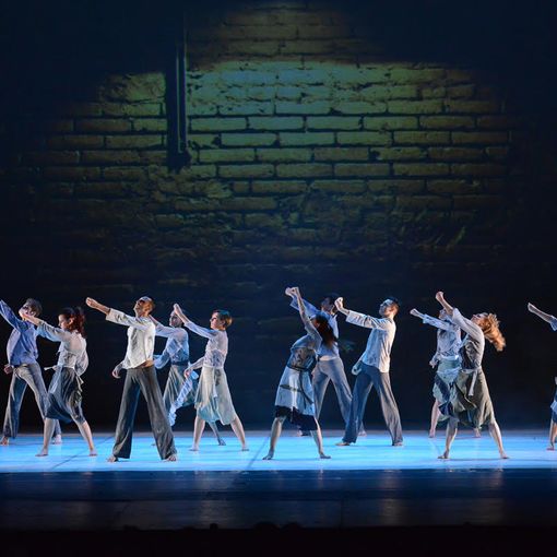 &quot;Suite poetica&quot; al Teatro Astra di Torino: Adriana Cava Dance Company e la pirouette unite nella poesia della danza