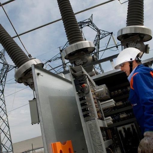Irrigazione e linee elettrichele raccomandazioni di Enel per la sicurezza di tutti