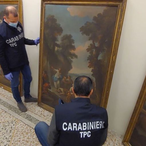 le tele recuperate dai carabinieri