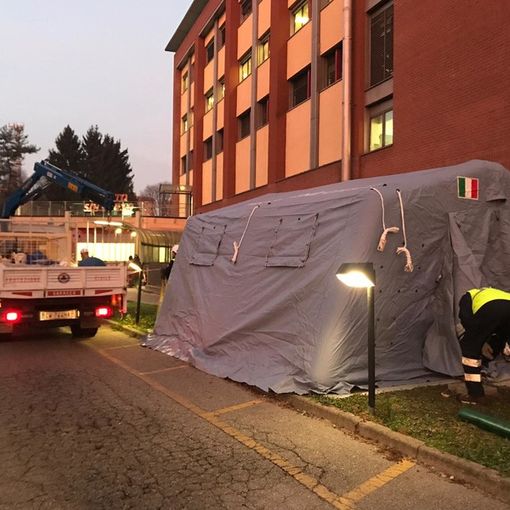 Tenda pre triage al San Giovanni Bosco