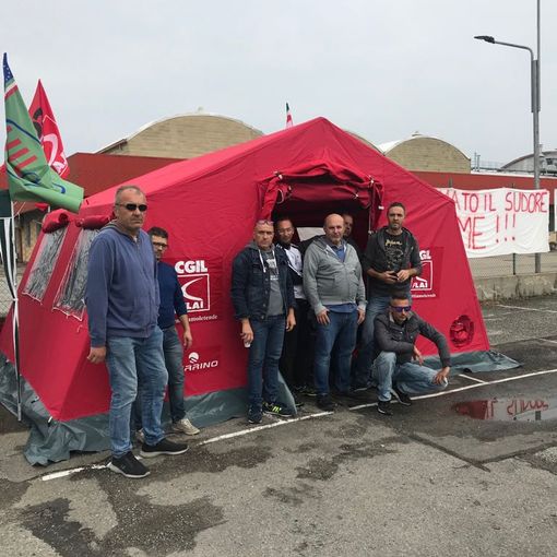 Hag e Splendid, domani pomeriggio l'incontro al Mise. Intanto i lavoratori scioperano