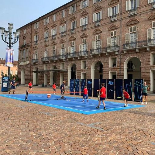tennis in piazza a torino