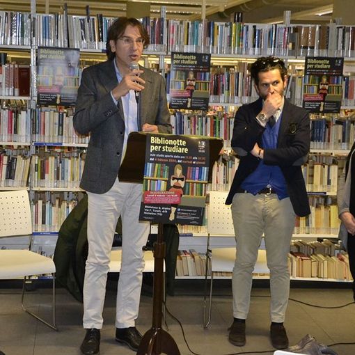 A Nichelino riapre la biblioteca Arpino e riparte il servizio 'Biblionotte'