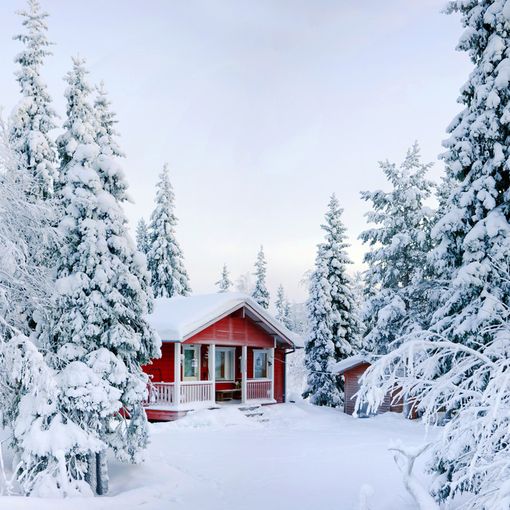 Consigli per una manutenzione efficace delle case di legno durante l’inverno
