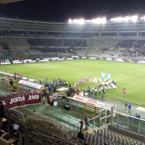 Toro, un silenzio che fa rumore. Sciopero del tifo e curve vuote all’inizio della gara contro la Spal (FOTO e VIDEO)