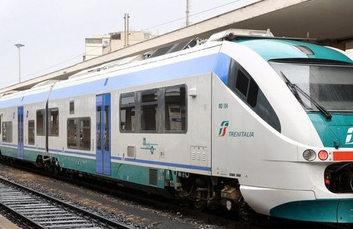 Trenitalia, in treno con lo sconto al Carnevale di Ivrea