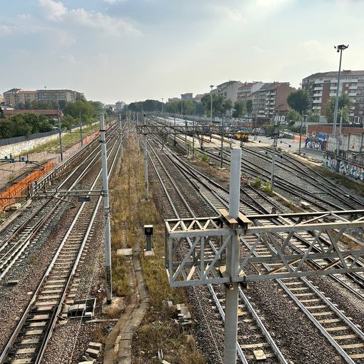 binari treno