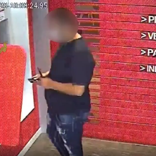&quot;Il bancomat non funziona&quot; e intanto sottraevano i contanti alle loro vittime, soprattutto anziani [VIDEO]