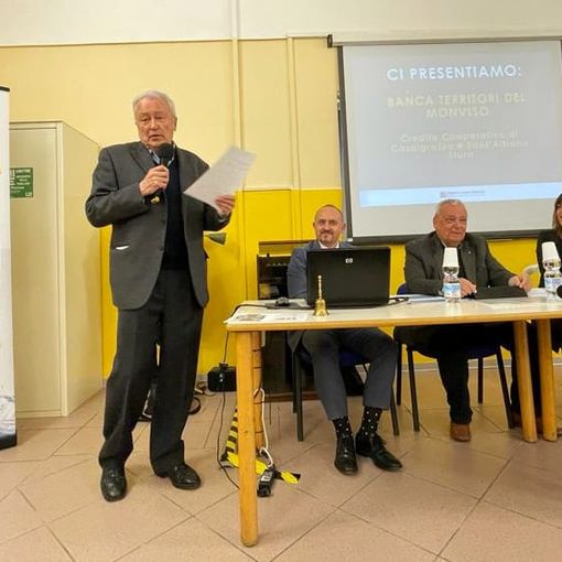 Poirino, all'Unitre la conferenza di Banca Territori del Monviso su credito, mutualità, etica e solidarietà