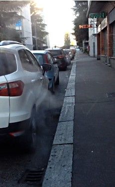 Tombini fumanti a Mirafiori Sud (VIDEO)